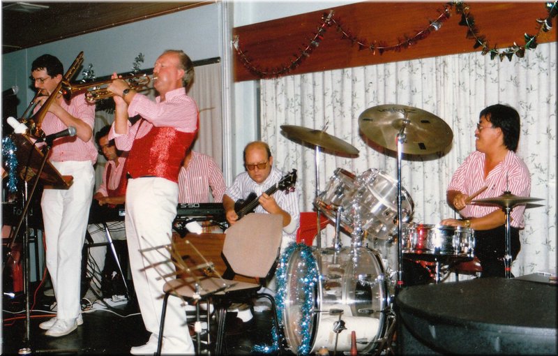 strutters1.jpg